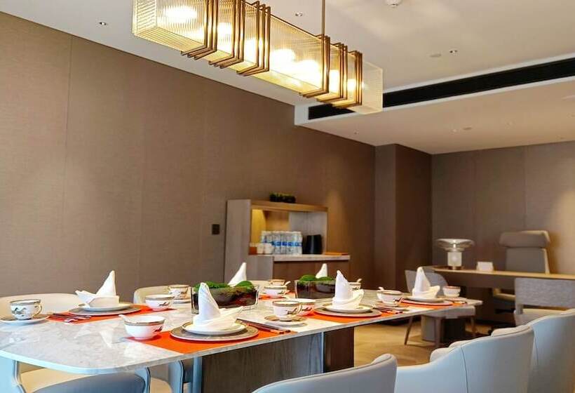 Люкс, Crowne Plaza Hohhot City Center