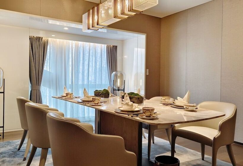 Президентский Люкс, Crowne Plaza Hohhot City Center