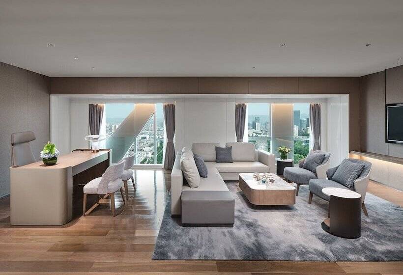 Президентский Люкс, Crowne Plaza Hohhot City Center