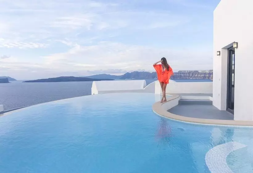 3 Bedroom Villa with Pool