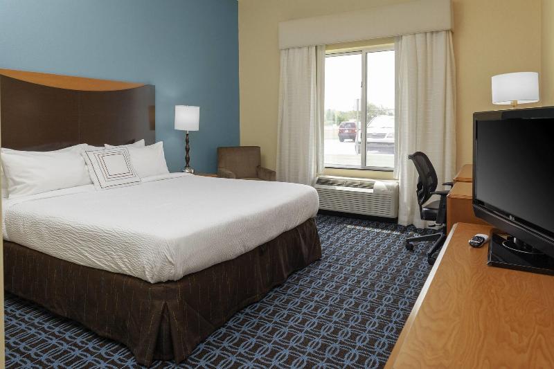 غرفة قياسية سرير كينج, Fairfield Inn And Suites By Marriott Seymour
