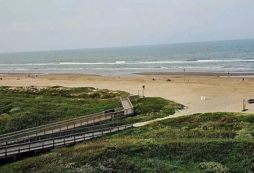 ２ダブルベッドのスタンダードルーム, Holiday Inn Resort South Padre Island Beach Front, An Ihg