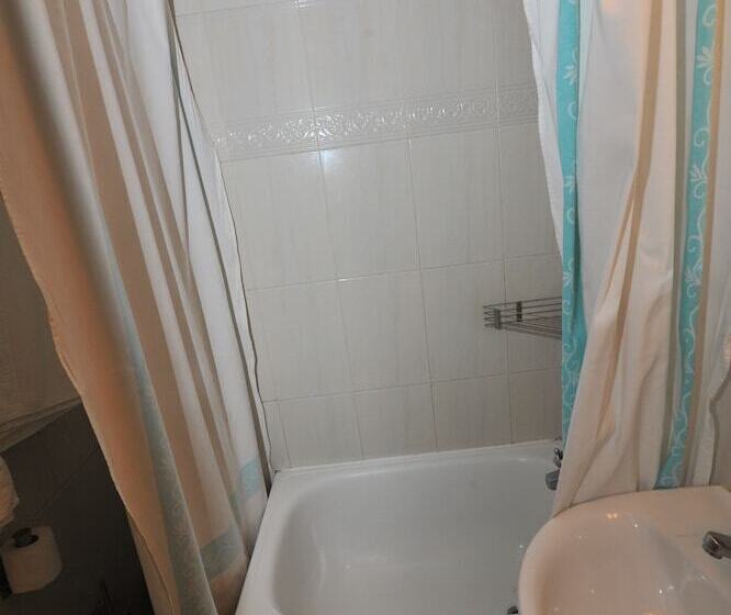 اتاق استاندارد, Hostal Goyma Ii