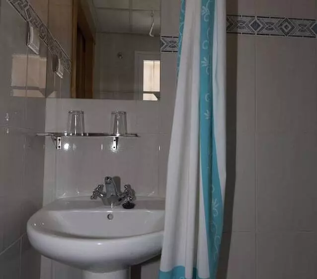اتاق استاندارد یک نفره, Hostal Goyma Ii