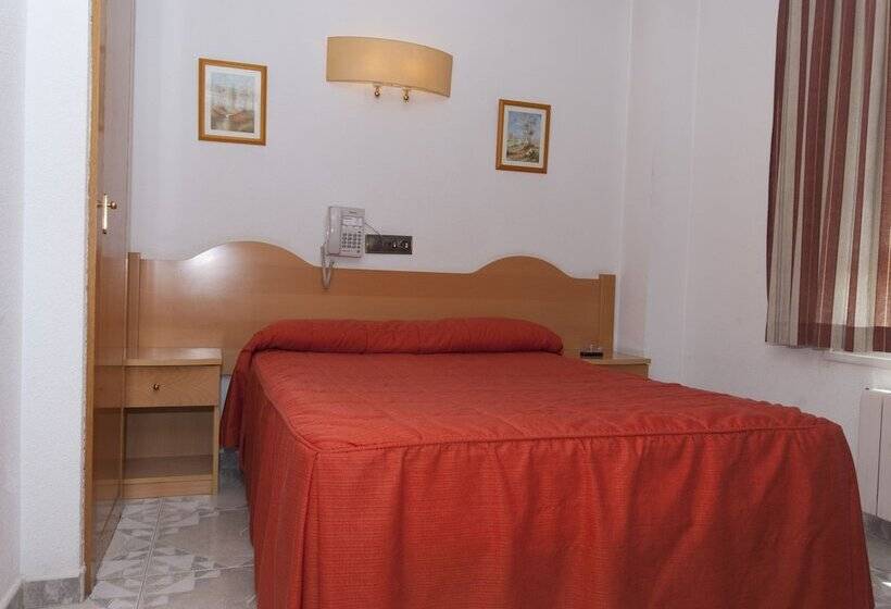 اتاق استاندارد یک نفره, Hostal Goyma Ii