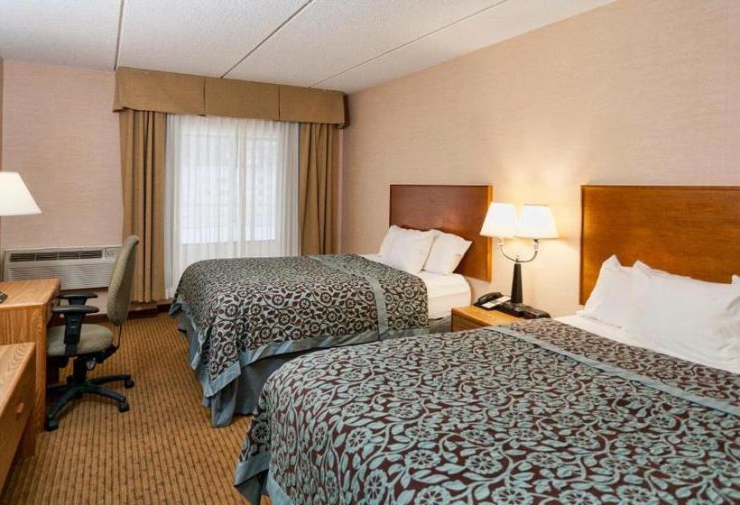 디럭스 룸, Days Inn By Wyndham Duluth Lakewalk