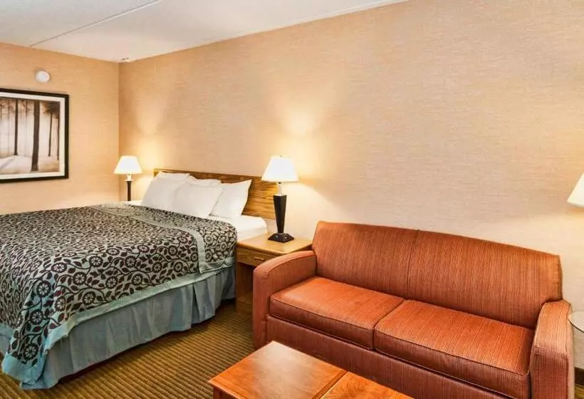 Deluxe-huone King-vuode, Days Inn By Wyndham Duluth Lakewalk