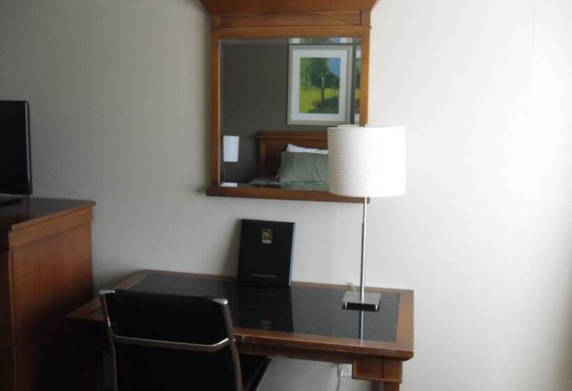 غرفه قياسيه سريرين مزدوجين, Quality Inn & Suites Okanogan  Omak