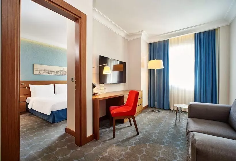 Juniorsviitti, Radisson Blu Hotel, Kyiv Podil City Centre