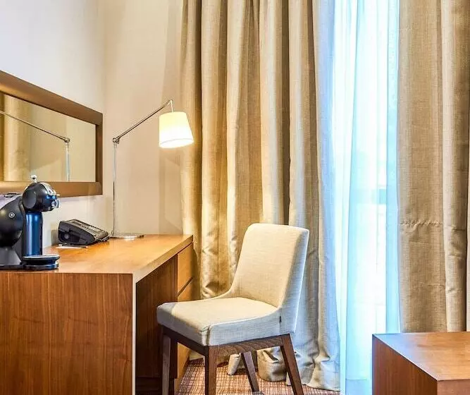 Sviitti, Radisson Blu Hotel, Kyiv Podil City Centre