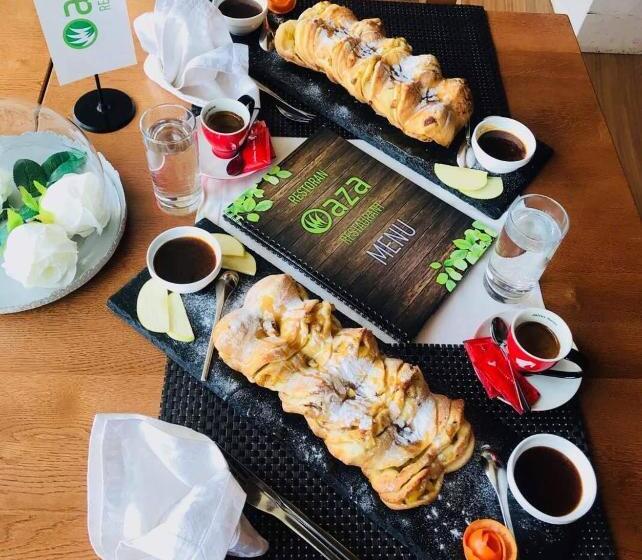 Pokój Standard Trzyosobowy, Villas And Apartments Oaza