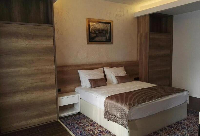 Pokój Czteroosobowy Standard, Villas And Apartments Oaza