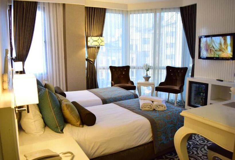 スタンダードルーム, Taksim Line