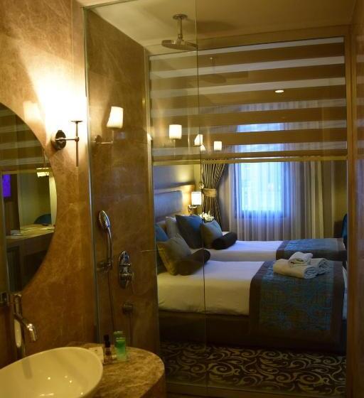 スタンダードルーム, Taksim Line