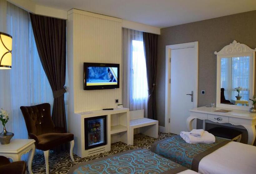 デラックスルーム, Taksim Line