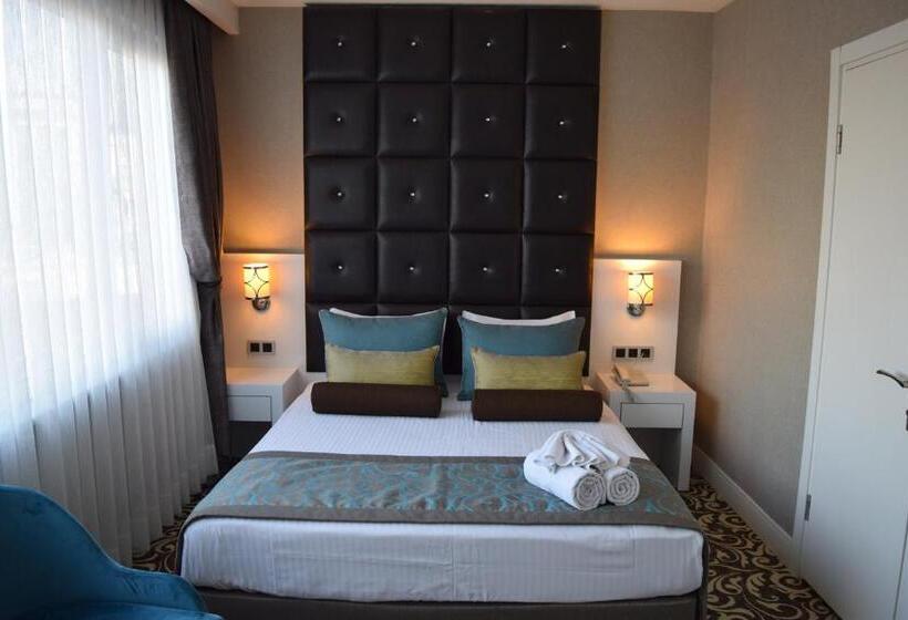 スタンダードルーム, Taksim Line