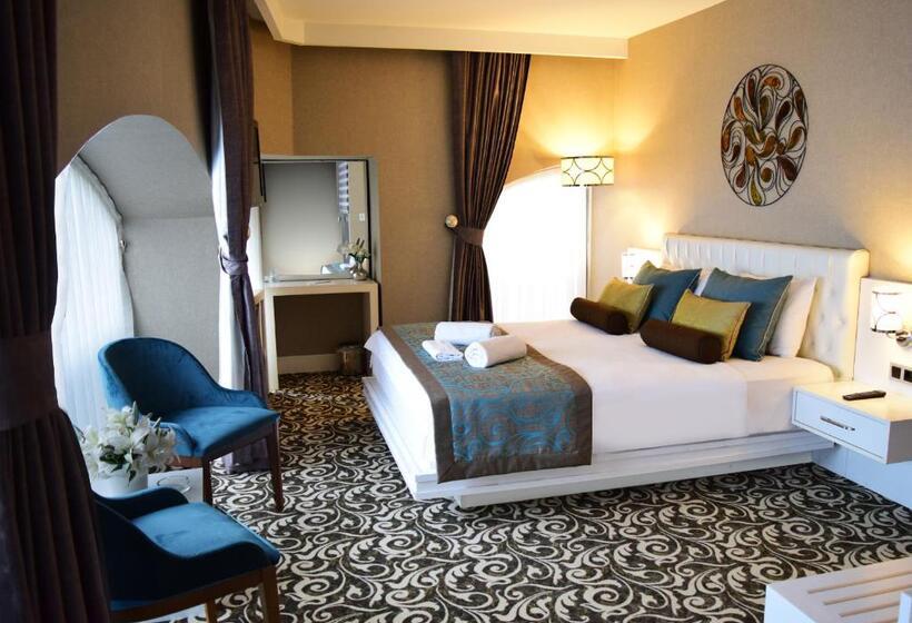 スタンダードトリプルルーム, Taksim Line