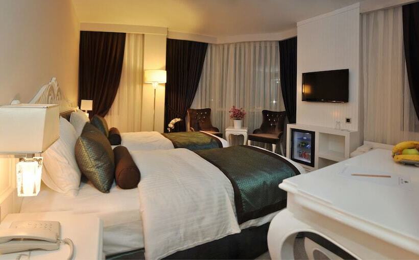 デラックスルーム, Taksim Line