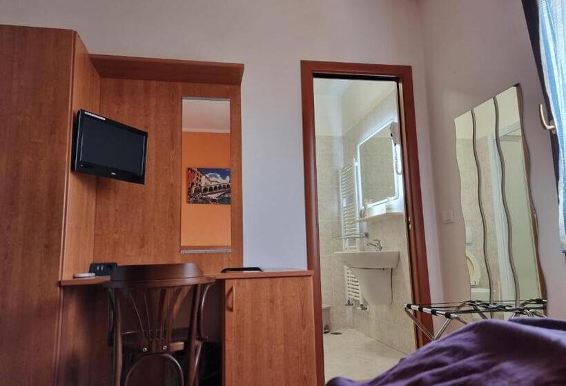 标准单人间, Laguna B&b