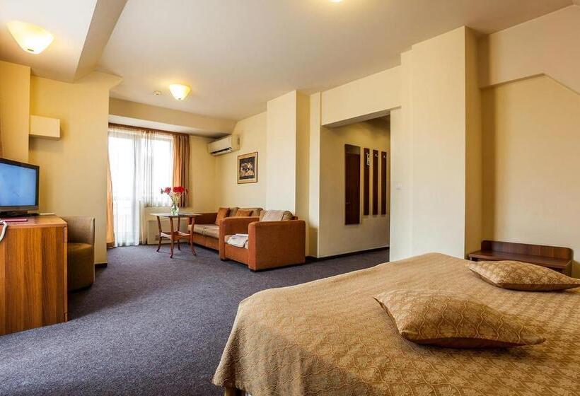 סטודיו סטנדרט עם מרפסת, Sofia Place Hotel By Hmg
