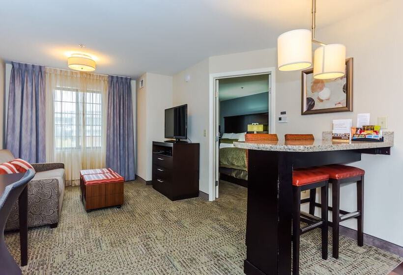 带2个卧室的套房, Staybridge Suites Grand Forks, An Ihg