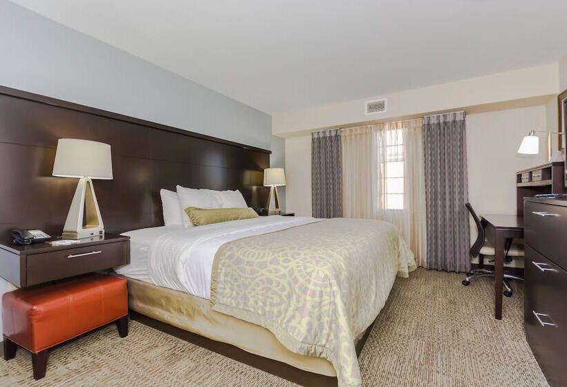 带2个卧室的套房, Staybridge Suites Grand Forks, An Ihg