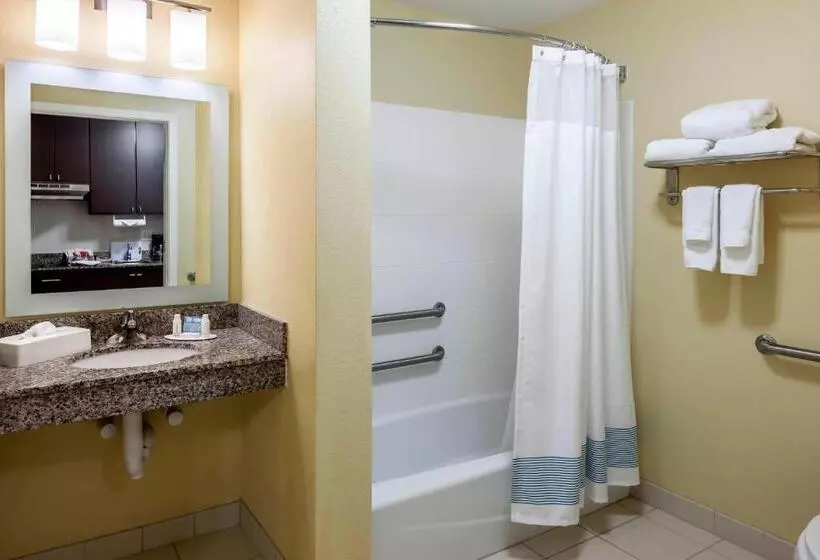 キングサイドベッドのスタンダードワンルーム, Towneplace Suites Columbus
