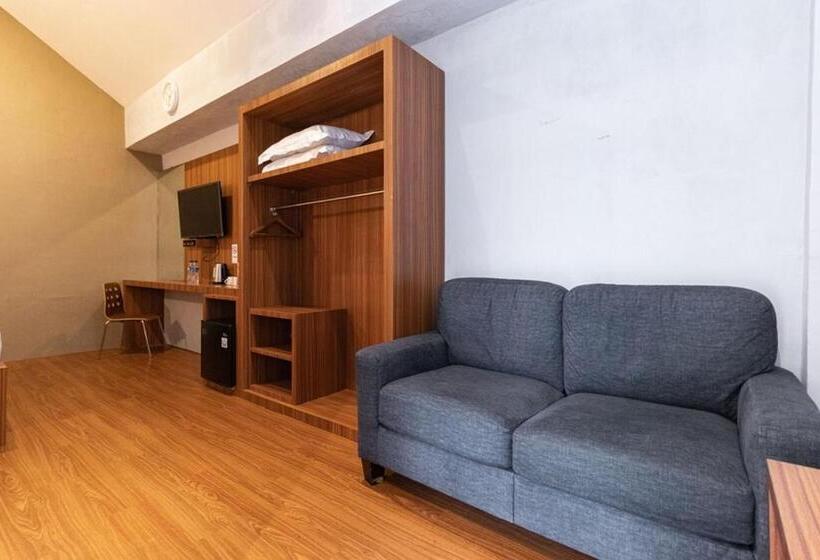 Suíte, Reddoorz Premium Near Centre Point Mall Medan