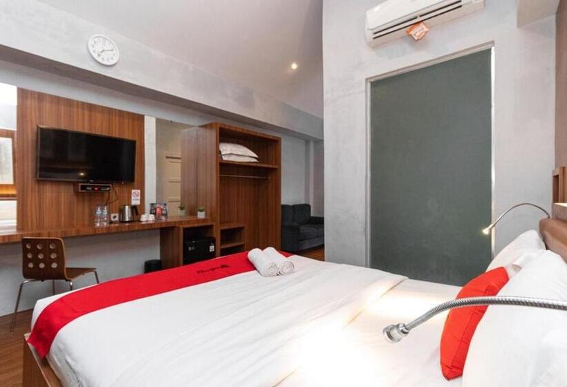 Suíte, Reddoorz Premium Near Centre Point Mall Medan