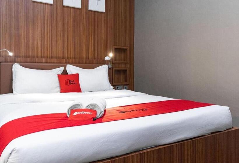 Quarto Estandar, Reddoorz Premium Near Centre Point Mall Medan
