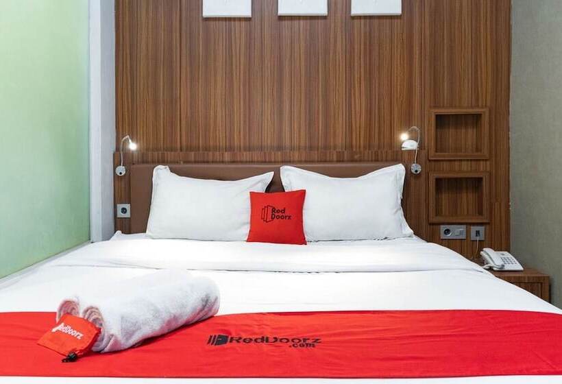 Quarto Estandar, Reddoorz Premium Near Centre Point Mall Medan