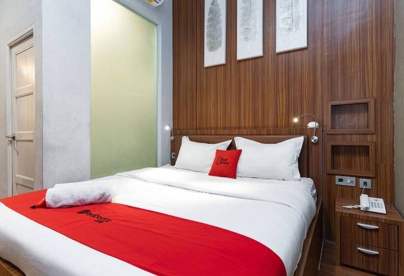 Quarto Estandar, Reddoorz Premium Near Centre Point Mall Medan