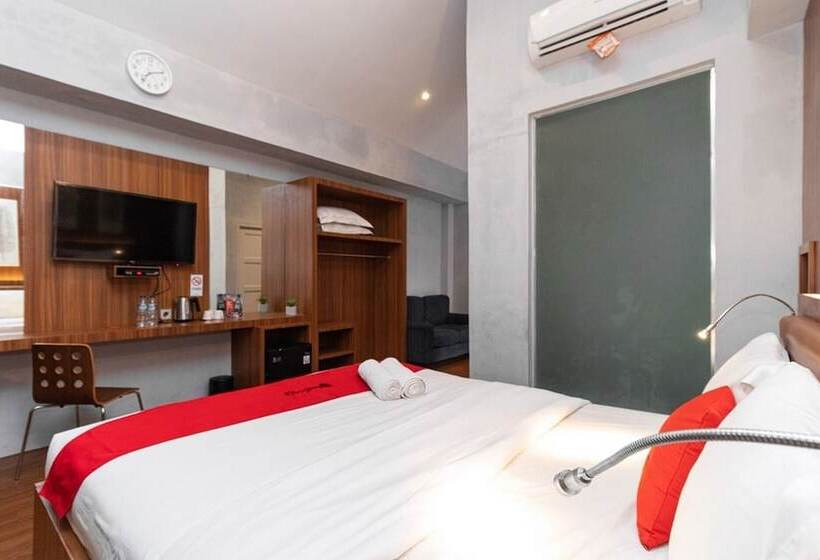Suíte, Reddoorz Premium Near Centre Point Mall Medan