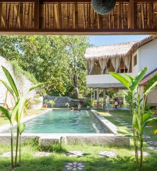 スタンダードスタジオ, Pool House Studios