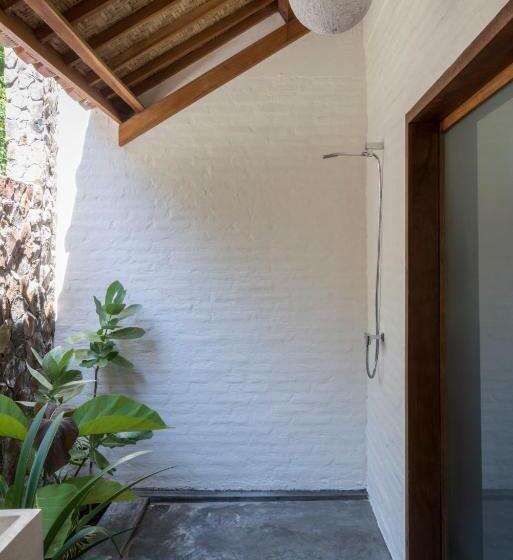 סטודיו סטנדרטי נוף לגינה, Pool House Studios