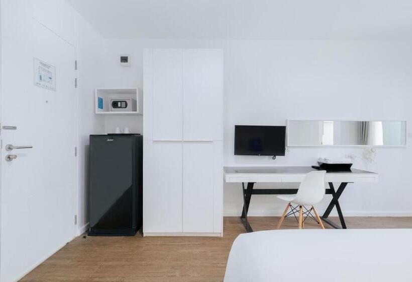 Habitación Superior Cama King, Blu Monkey Bed & Breakfast Phuket