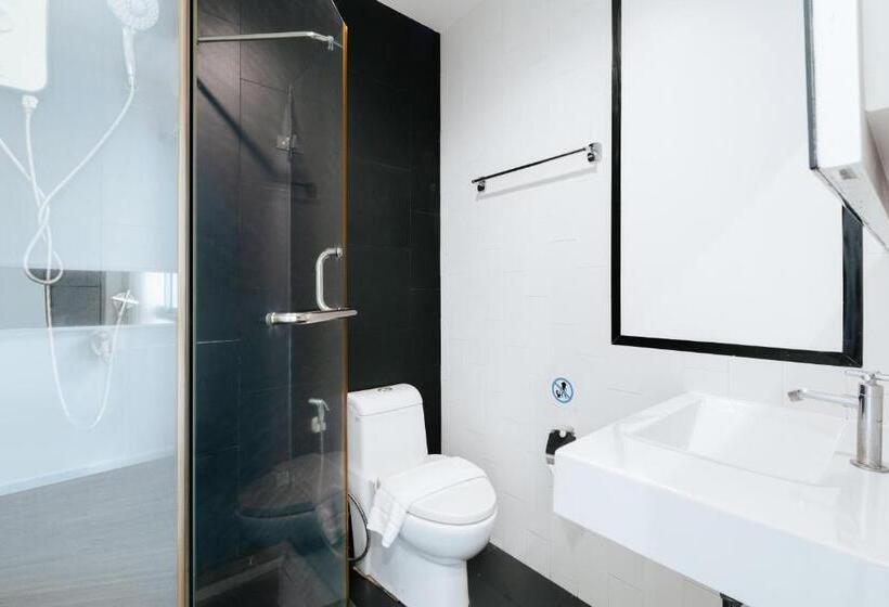 Habitación Triple Superior, Blu Monkey Bed & Breakfast Phuket