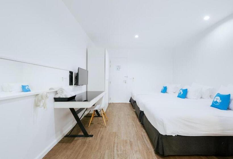 Habitación Triple Superior, Blu Monkey Bed & Breakfast Phuket