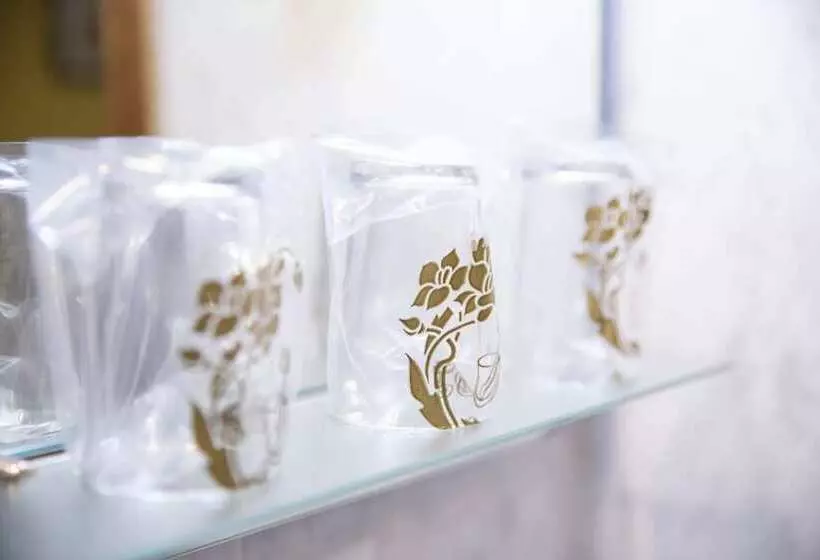 اتاق استاندارد سه نفره, Hostal Tokio