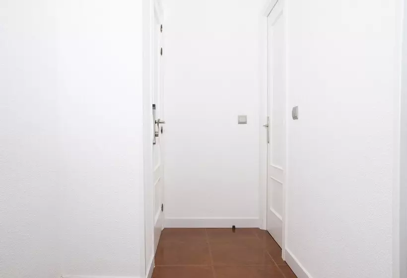 اتاق استاندارد سه نفره, Hostal Tokio