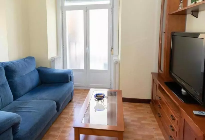 اتاق سوپریور, Hostal Tokio