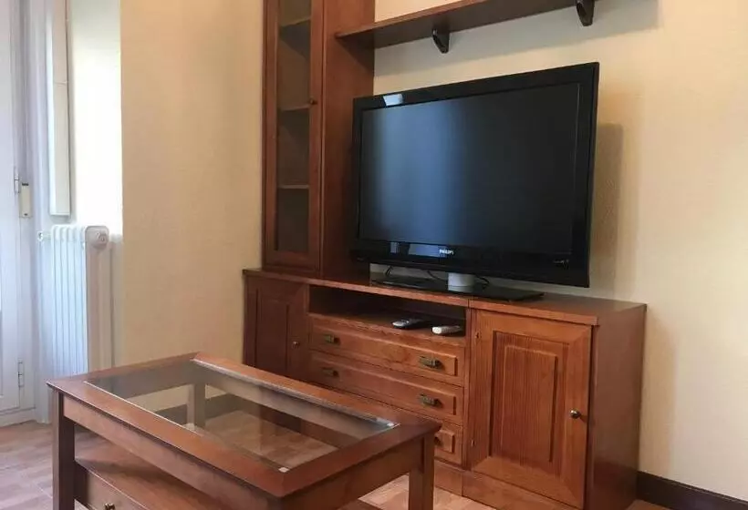 اتاق سوپریور, Hostal Tokio