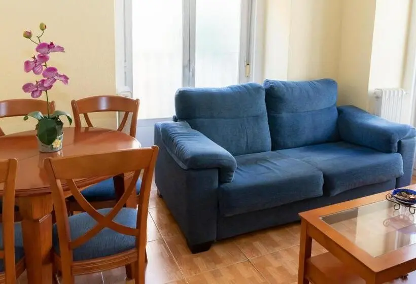 اتاق سوپریور, Hostal Tokio