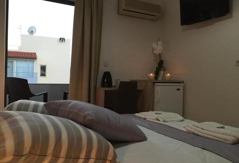 Номер Стандарт Вид на Сад, Apollon