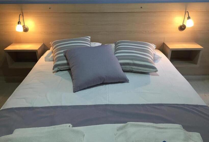 Номер Стандарт Вид на Сад, Apollon