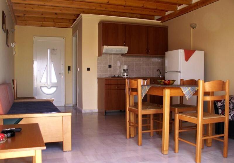 2ベッドルームアパートメント, Athena