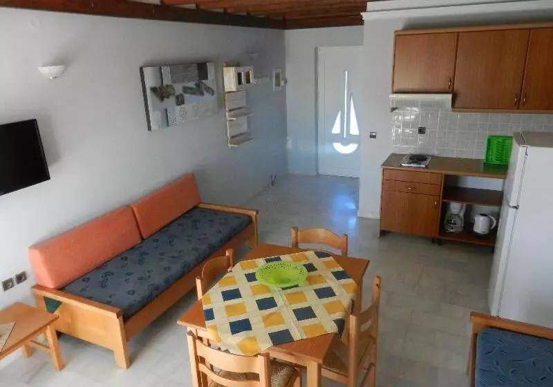 Appartement 2 Chambres, Athena