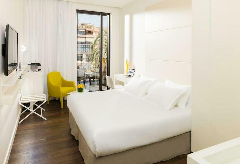 Номер Superior с Террасой, H10 Urquinaona Plaza