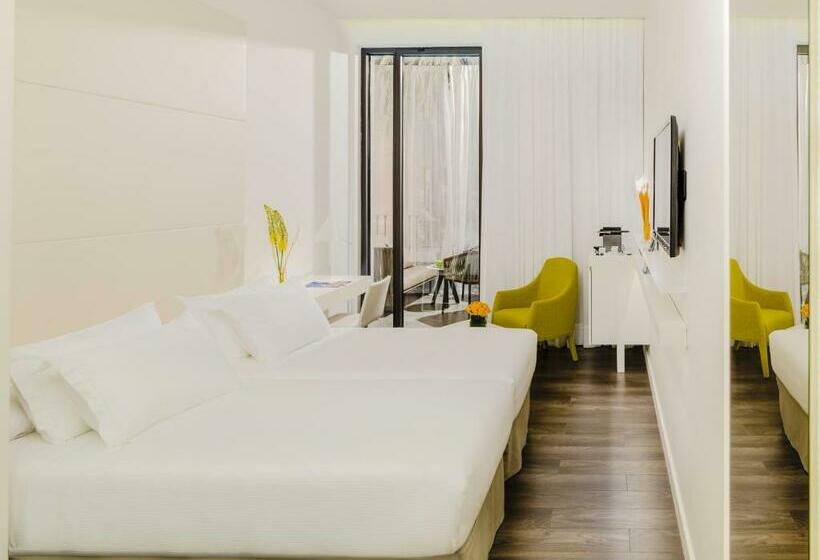 Номер Superior с Террасой, H10 Urquinaona Plaza