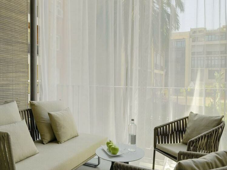 Номер Superior с Террасой, H10 Urquinaona Plaza